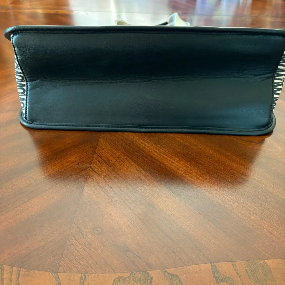 JASON WU Canvas Tote Bag Remmy Logo Print Black and Cream‎